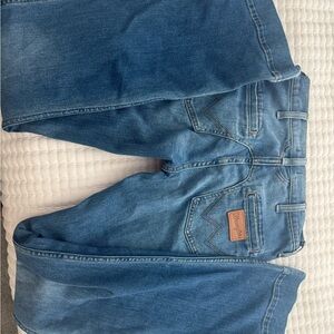 Wrangler Women’s wide leg Denim Jeans